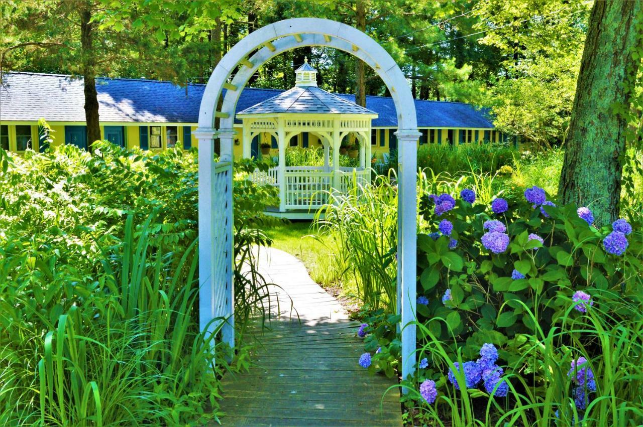 Meris Gardens B&B Bethany Beach Eksteriør bilde